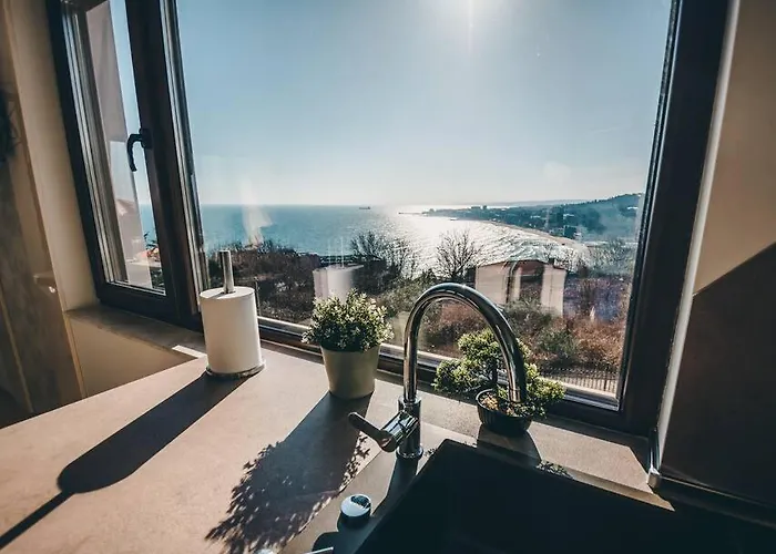 Luxury Apartament Near The Sea 公寓 瓦爾納