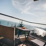 Luxury Near The Sea *