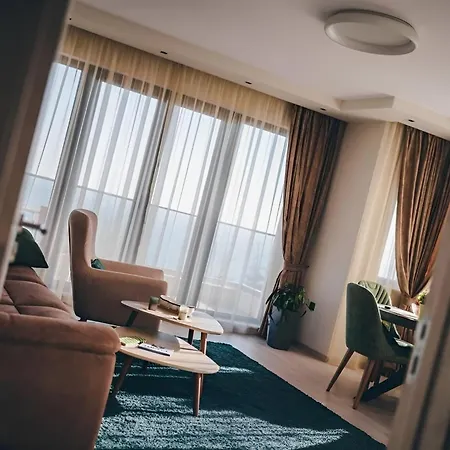 Apartment Luxury Near The Sea *