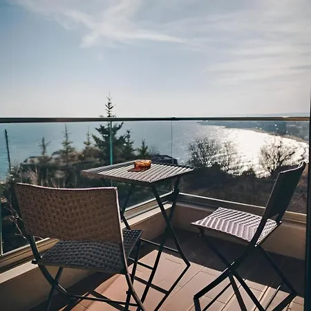 Apartment Luxury Near The Sea *