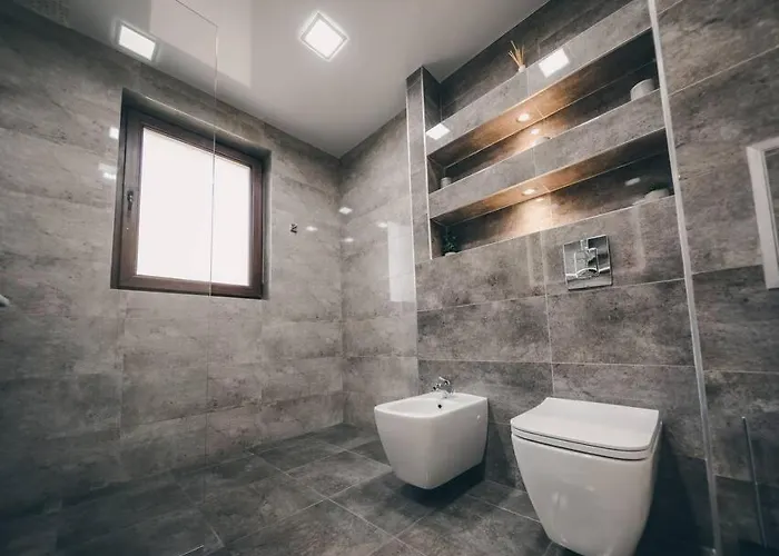 Luxury Apartament Near The Sea Apartman *